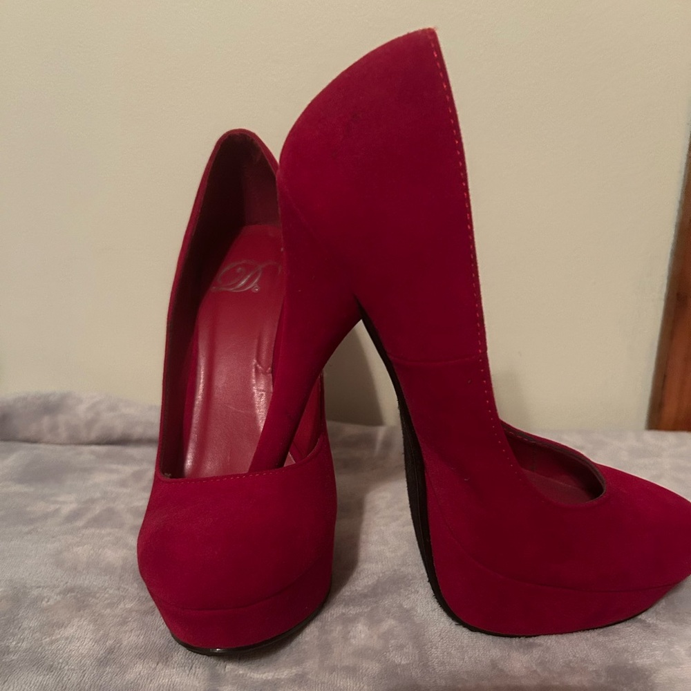 Elegant Red Women's Heels